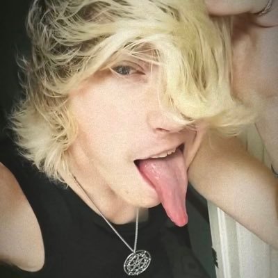 AvikorTheDread's profile picture. Just a guy