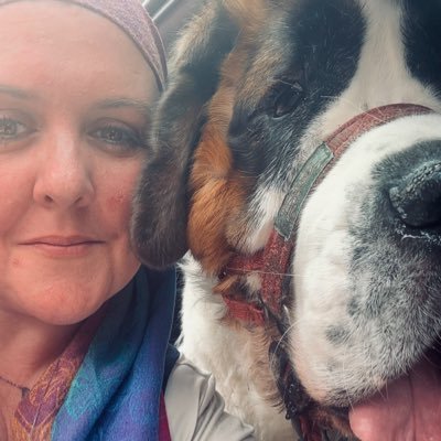 I’m a warrior of kindness, hope and love. Here for common sense, goodness, and to help the sad, the lonely and the oppressed.