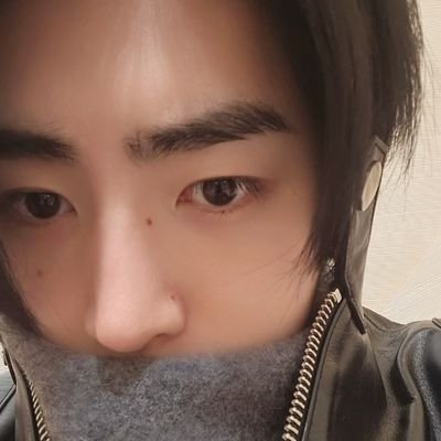 abouttellsyeyun's profile picture. 