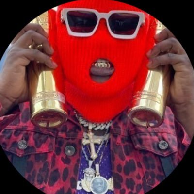 governor1034's profile picture. Football Fan @RealMadrid STUDENT 🩺#STRIKEFORCE 🔥🔥🔥