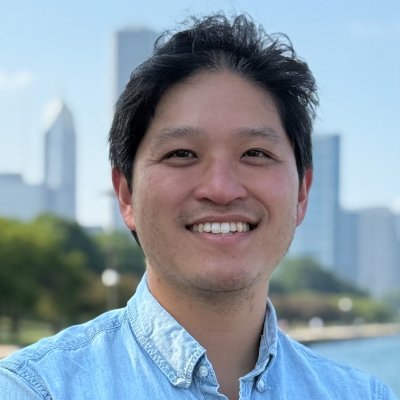 Peptide self assembly, evolution, and bioinorganic chemistry. Assistant professor at UIC