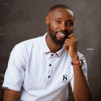 Media Strategist | Public Relations Officer | Social Media Manager | Voice Over Artist |Content Creator | 📩- nwanzeamechimoses@gmail.com or DM