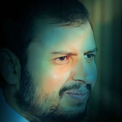 اللهُ وَلِــــيُّ الَّذِينَ آَمَنُوا يُخْـرِجُـهُمْ مِنَ الظُّلُــمَاتِ إِلَى النُّورِ ....!
كاتب مبتدئ أكثر أو أقل من ذالـــك .!