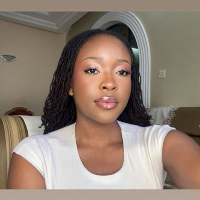 🌼Pursuing Purpose in Christ 🌼Passionate about growth🌼Business: @makeupdoctor_ 🌼Medical Doctor 🩺🌼Check out my blog 👇
