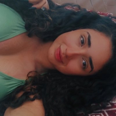 kellyim_'s profile picture. 🐝