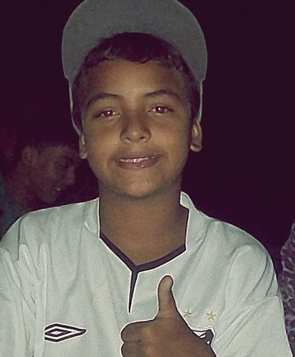 Um menino engraçadoo e cheio de sonhos ;p