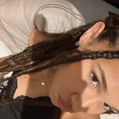 344Clara's profile picture. zhanaoria