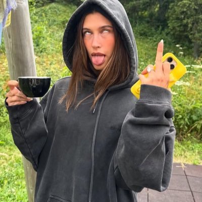 timotaychussell's profile picture. im just a girl