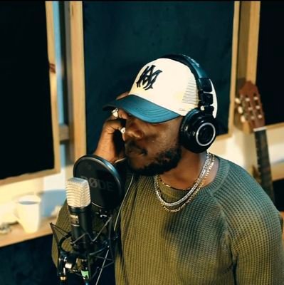 Artist Singer song writer 🎵
GoodTidingsEP out now
link