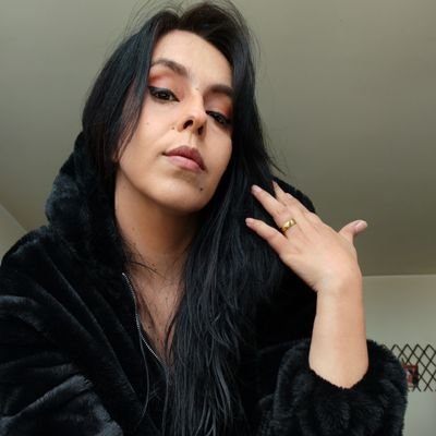 MadameSiimone's profile picture. 💛 💚 Hago Hilos de Geopolítica, noticias y cositas varias a mi manera #SiempreALaIzquierda
Aportes💲: 🇨🇴 Nequi 3213000664
🌎 https://t.co/HqhZFCGGyA