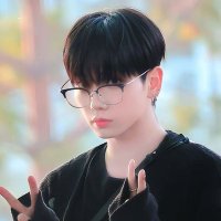 ry ★ .ᐟ (@myungluvs_) 's Twitter Profile