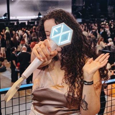 ☆EXO-L⁹ | ID | ATINY☆
🍒never forget that Park Chanyeol is my ult🍒
❄️i love Kim Minseok so much❄️ 🐧D.O stan🐧
❤️Sab and Lau's girlfriend❤️