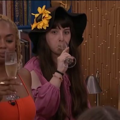 choosesox's profile picture. #survivor49 stan account 🫨