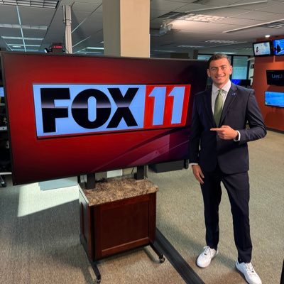 Emmy Nominated Sports Anchor/Reporter | @fox11news | deranged Yankees fan | 🍊#sportsmatters