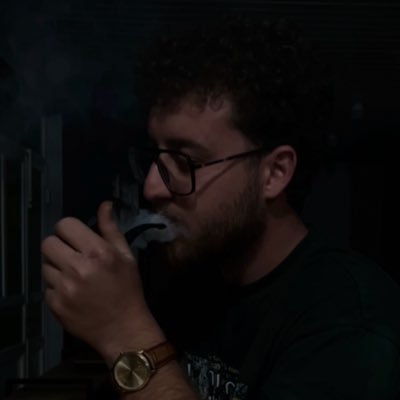 sijouuu's profile picture. غمگین