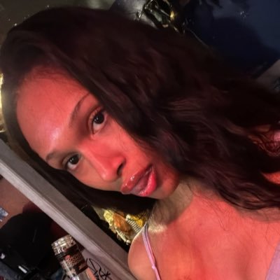 badgalgata's profile picture. 23 🇵🇷🏳️‍⚧️
