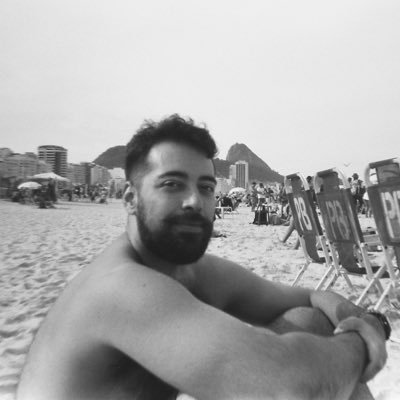 lucasflf_'s profile picture. eu só sei de mim, de nós, de todo mundo