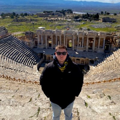 semhyaky's profile picture. 