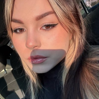 gosto de jogar um valoras | danictavares96@gmail.com | @GuhRVN ♥