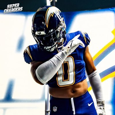 #boltup #sfgiants 🌉 #bleedblue 🐴 | Biology Graduate | Washed College Baseballer