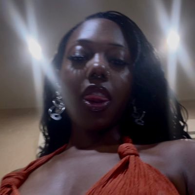 luvY4Y4's profile picture. 4 YAYA by YAYA 🇯🇲