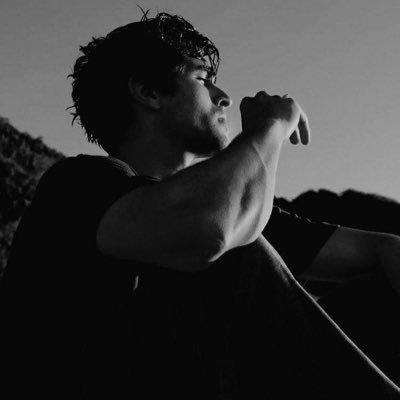 Muskborne's profile picture. He who conquers himself is the mightiest warrior.