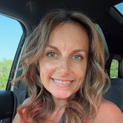 Mrs. Maes Profile