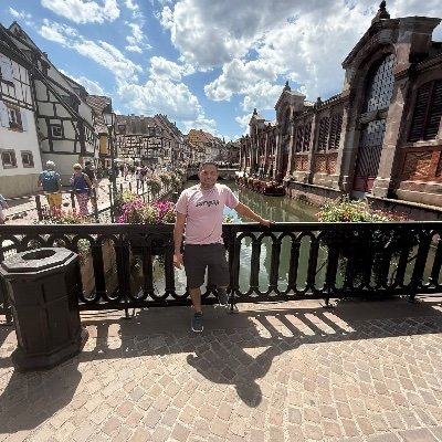 JhAlvarez0's profile picture. 