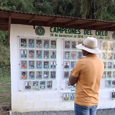 nuevo en esta cuenta, pero no soy nuevo en X ( Twitter)