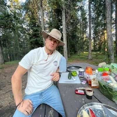 momoaJaso85402's profile picture. outlander