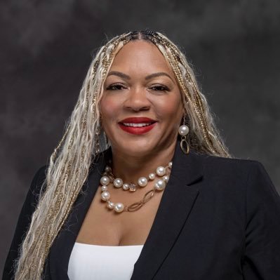 #TheGoodDoctor |Student-Athlete advocate & champion | Award -winning NCAA APR |ΔΣθ 🐘| Southern 💙💛Arkansas, Grambling 🖤💛State, & Jackson 💙🤍State Alumna