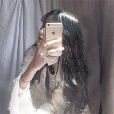 0P5jCYYJcK24l's profile picture. chasing light with sunshine ☀️💫🌸