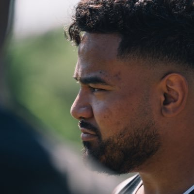 kapeli_'s profile picture. Egg Chaser @saracens