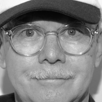 1intheframe's profile picture. 