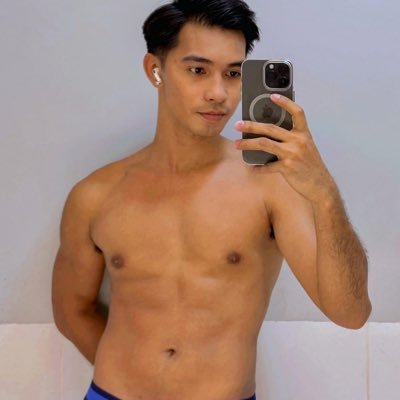 PHilipSalaz's profile picture. 