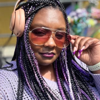Faith, Basketball, and Boyz II Men ✝️🏀🎶 | Valkyries 💜🖤& Warriors💙💛 fan | Yarn is my therapy 🧶 | Movies bring me peace 🎬