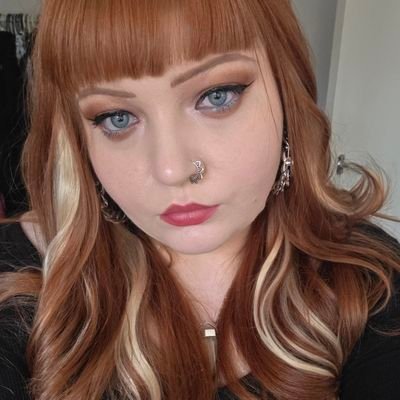 abbeyrose1111's profile picture. yippie