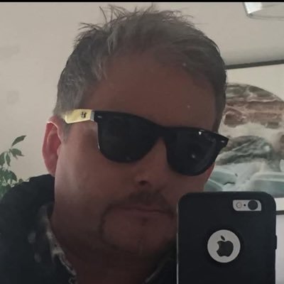 Mature Gay professional living in Vancouver looking to connect for whatever.