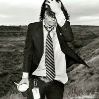 gerard way hourly (@hourlygeeway) 's Twitter Profile