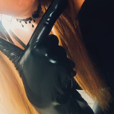 ❤️🔥Willkommen in deinem Untergang erbärmlicher Faustfi#cker 🤏
Elegant & luxuriös ✨
Frech & provokant 🔥
Dunkel & streng 🖤
Fakecheck jederzeit möglich ❌