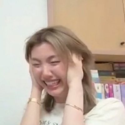 feellingsexy's profile picture. แอคนี้จะมีแต่จิ้น 
LingOrm 
หลิงออม