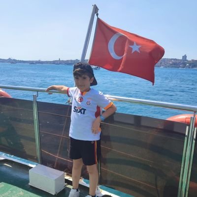 osmdmk6002's profile picture. Çakalların hükmü KURT ayağa kalkana kadardır!