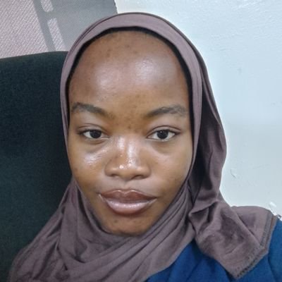 金繕い learning...
Movies/tv shows and books make me happy.
#EndBadGovernanceInNigeria