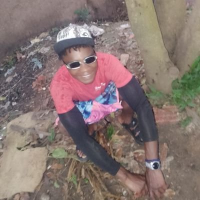 I'm rwandan child
I'm songwriter
Even I'm student nyamasheke mbuga
KUMUHANDA