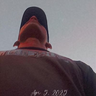 its_hazin's profile picture. I am Mahmoud from Palestine, Gaza, and we live in a war and siege by the occupation.🥺💔