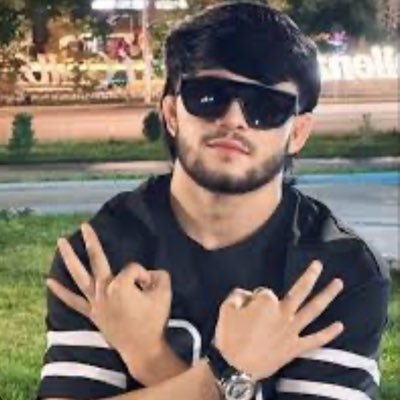 showtimed17's profile picture. 