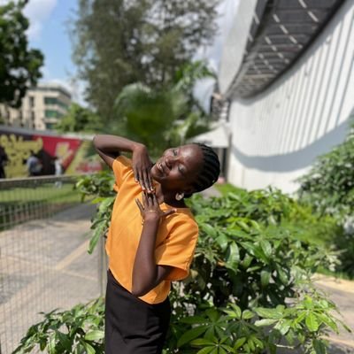 @Tofunmi_adesewa