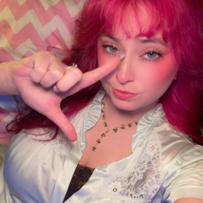 Findom/Control Devil/ Goddess 😈💰💸age verification is on my link. 🔞I only respond to money 50$ min initial💵Unblock fee 100 chronically chill🎀6 foot tall