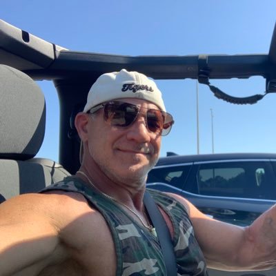 TimDris70165938's profile picture. just a good hearted god loving man interested In friendship and laughter on here. please no DM’s unless we discuss it.