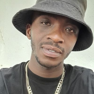 blxck_papi's profile picture. - got zaah!? ☘️🍁